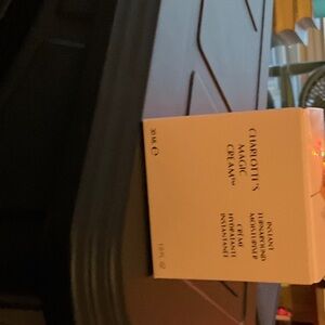 Charlotte Tilbury Magic Cream - White